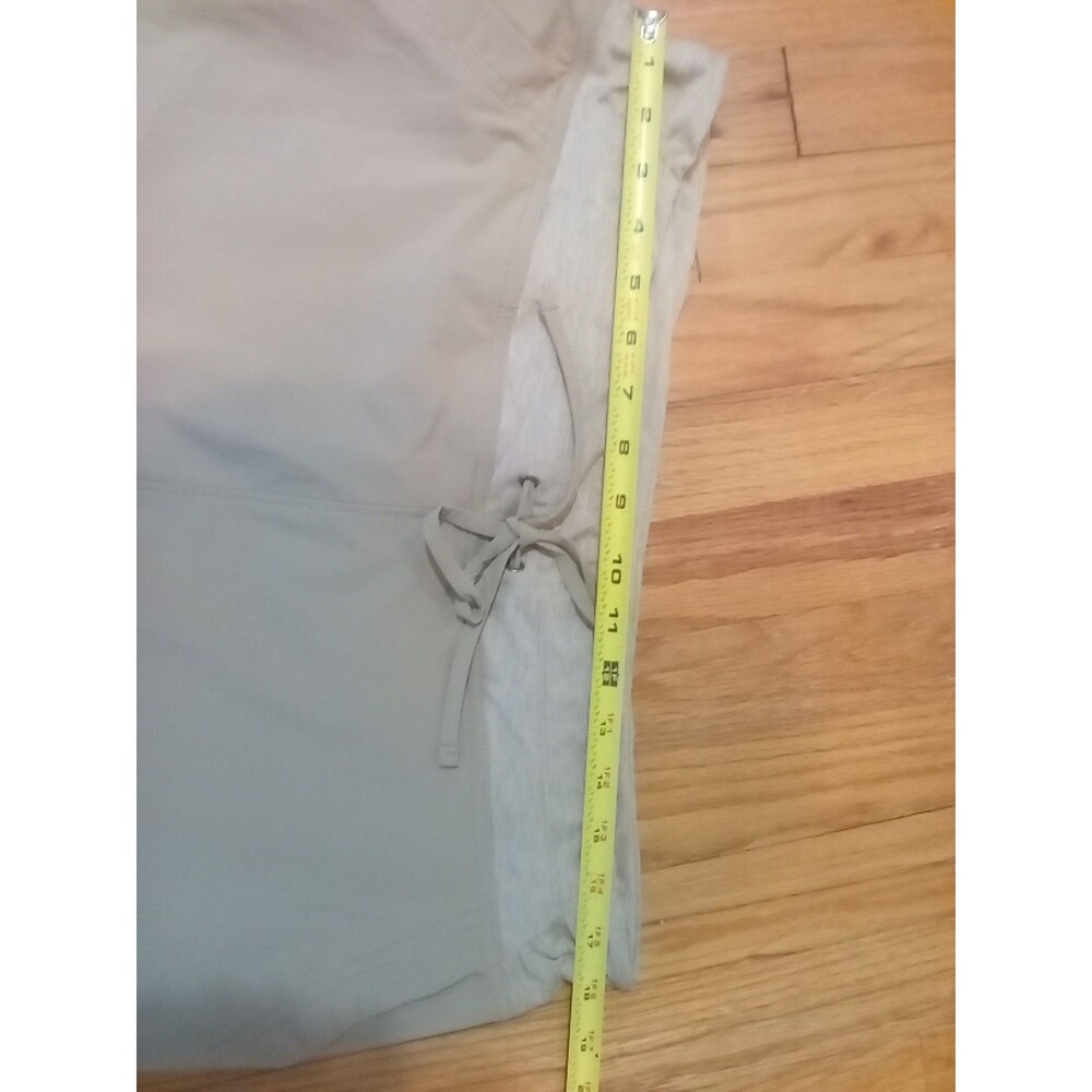 Duluth Skort Womens Sz 14 Nylon Blend Hiking Fishing Tan Zipper Pockets Outdoors - Picture 5 of 7